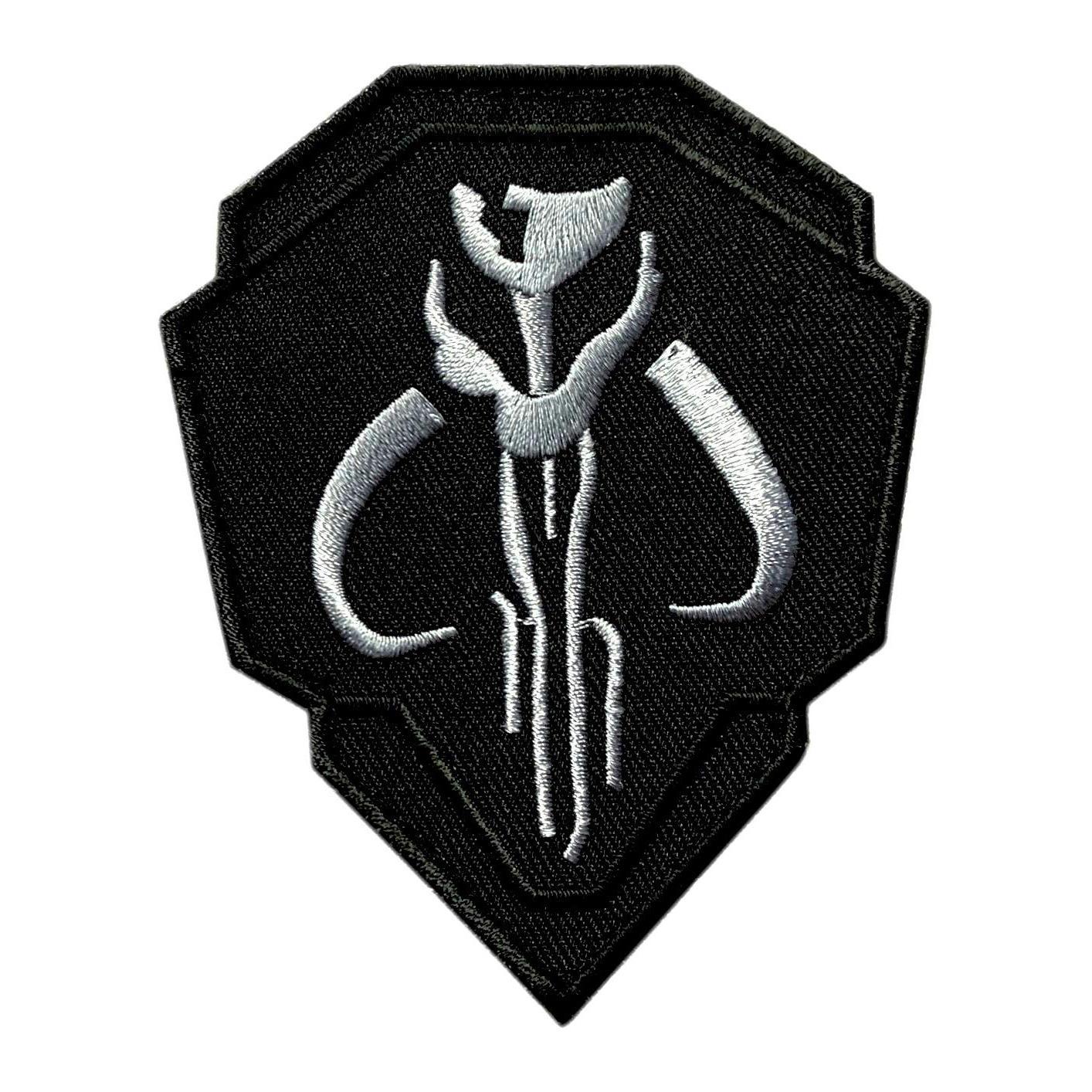Skull Mercenary Mythosaur Shield Patch ["Hook" Fastener - SW15]
